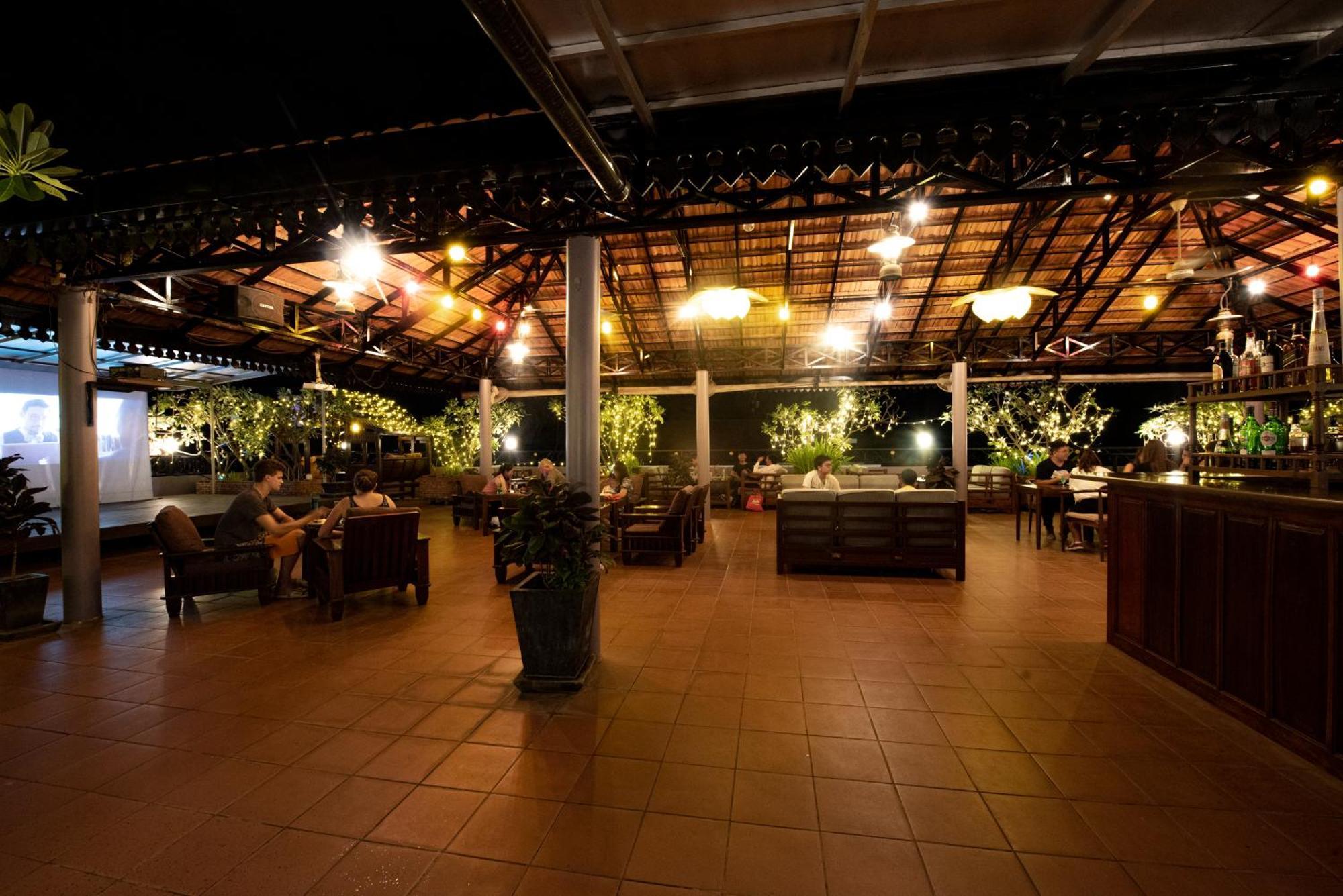 The Suite By Royal Crown Hotel Siem Reap Bagian luar foto