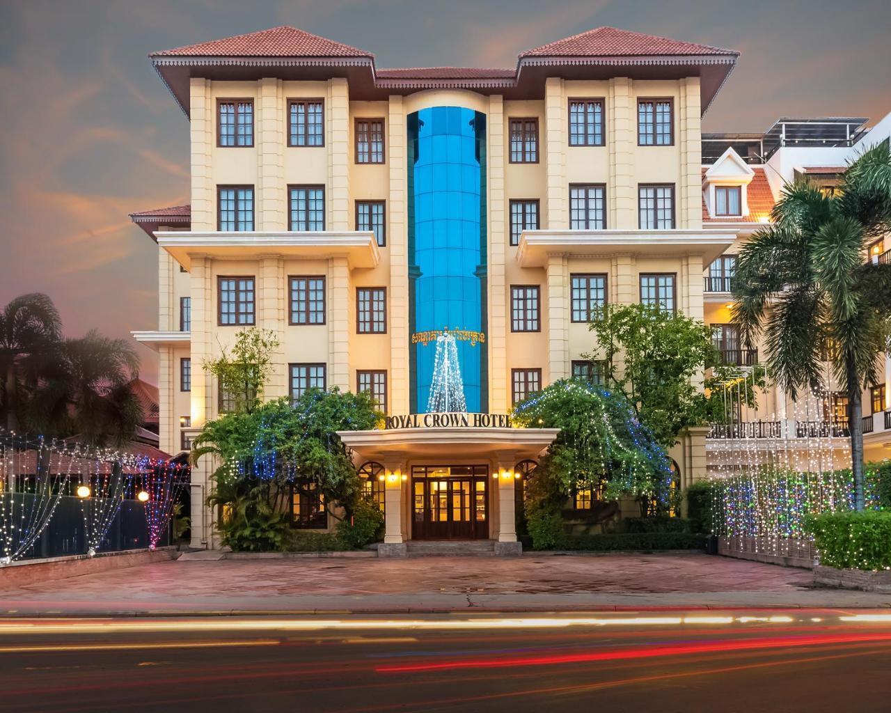 The Suite By Royal Crown Hotel Siem Reap Bagian luar foto